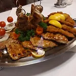 Leski Dvor 3*