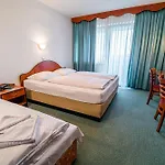 Leski Dvor 게스트하우스 3*