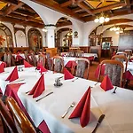 Leski Dvor 3*