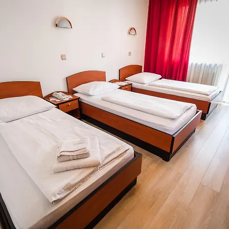 Leski Dvor 3* Lesce (Upper Carniola)