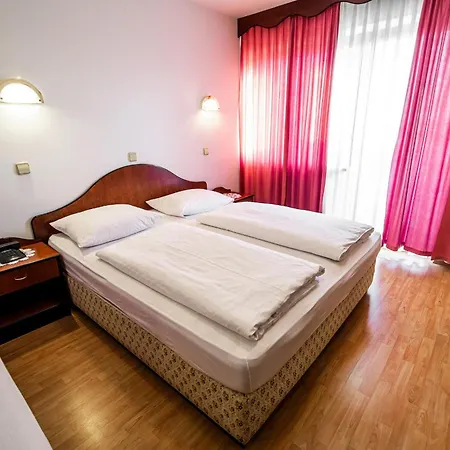 Leski Dvor Guest house Lesce (Upper Carniola)