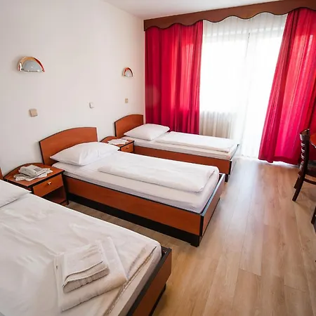 Leski Dvor 3* Lesce (Upper Carniola)
