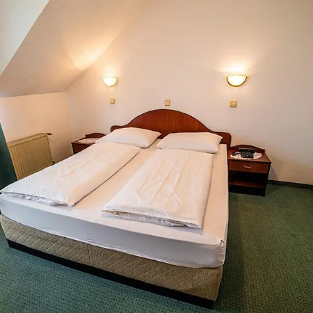 Guest house Leski Dvor Lesce (Upper Carniola)