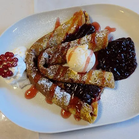 Гостевой дом Leski Dvor Лешче