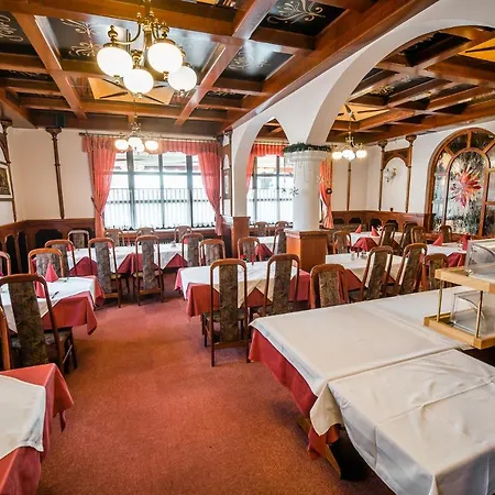 Guest house Leski Dvor Lesce (Upper Carniola)