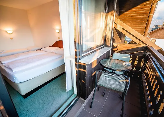 ゲストハウス Leski Dvor レスツェ