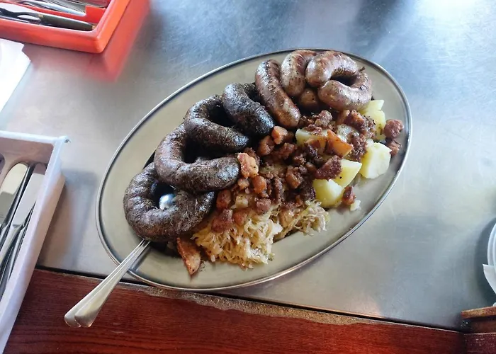 Leski Dvor ゲストハウス 3*