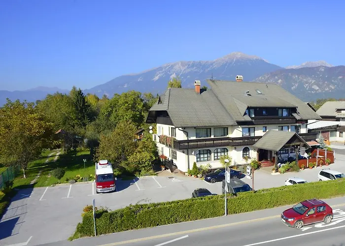 Leski Dvor Maison d'hôtes 3*